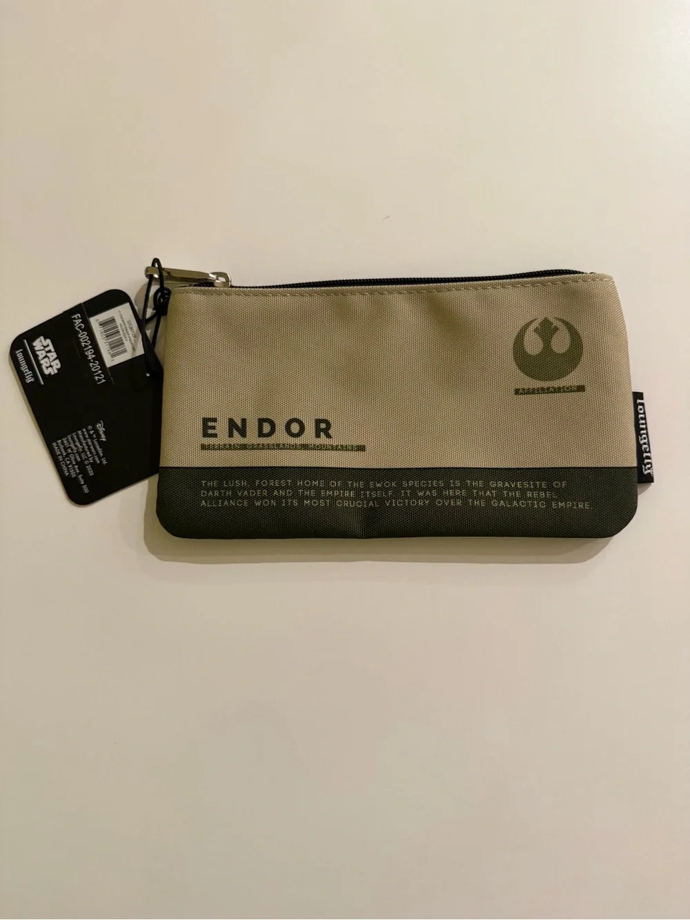 NWT Star Wars Loungefly Endor Zip Pouch